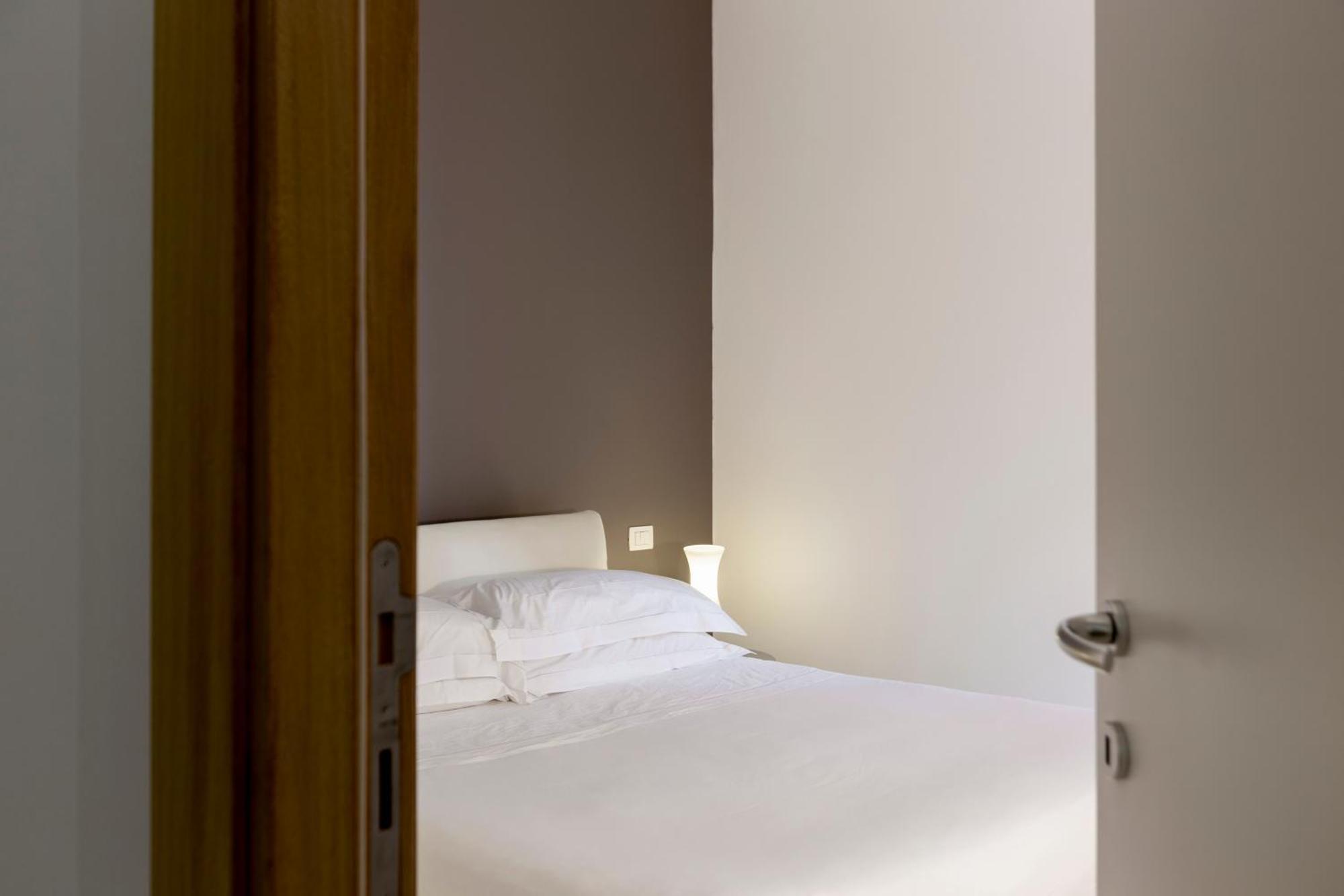 Comfort Suites Garibaldi Mailand Zimmer foto